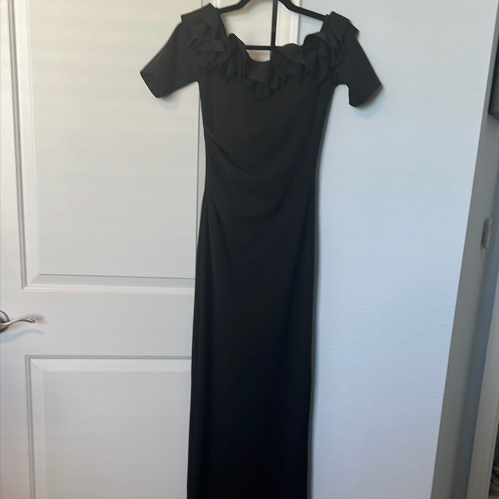 Xscape Black Ribbed One Shoulder Gown